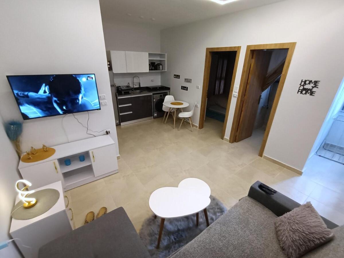 Enigma Modern Flat In Center Hrg - Pool - Terrace